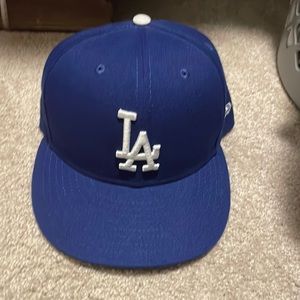 Los Angeles Dodgers new era fitted hat like new size 7 1/8 authentic on field